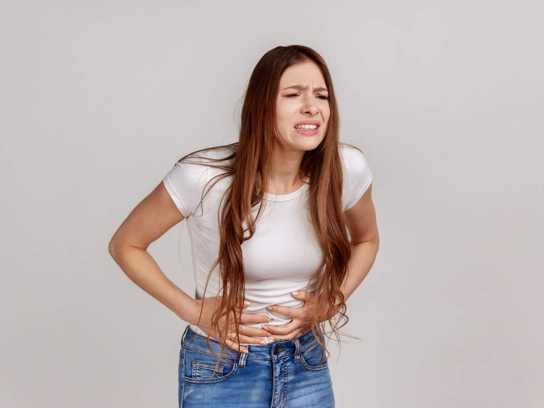 איך להקל על אי נוחות בבטן בעזרת ליקוריץ פורמולה